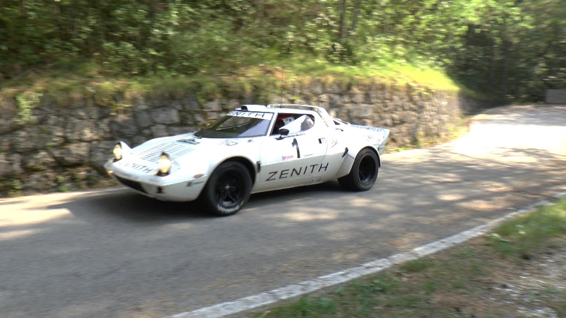 videoscreen-uOt8bVzifZQ