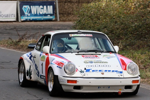 bossalinirally vallate aretine